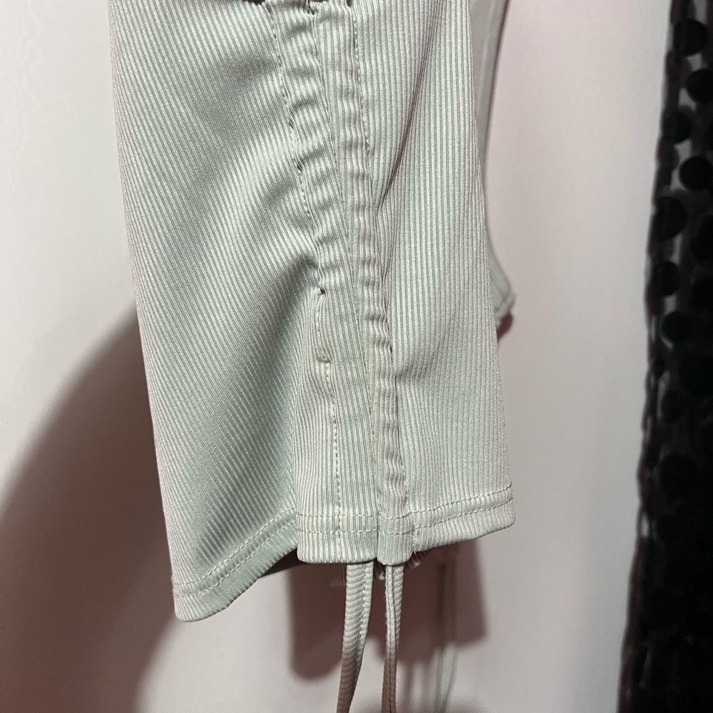 Shein Tank - Picture 3 of 3